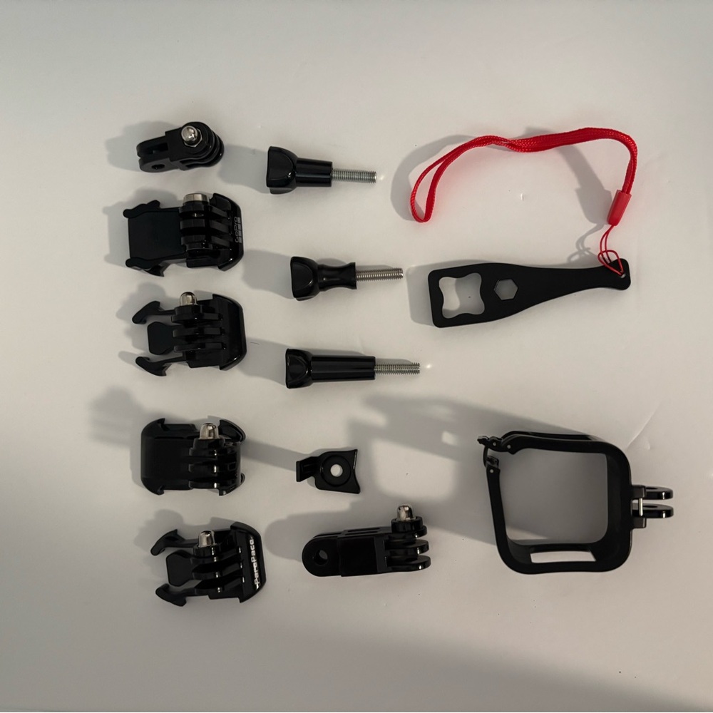 GoPro Hero Session with attachments - Picture 4 of 6